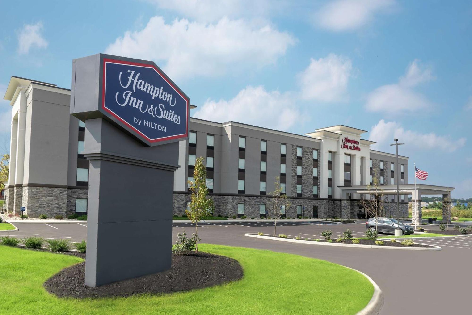 Hampton Inn & Suites Xenia Dayton Exterior photo